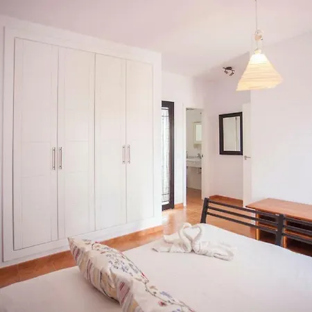 Velilla Villa *